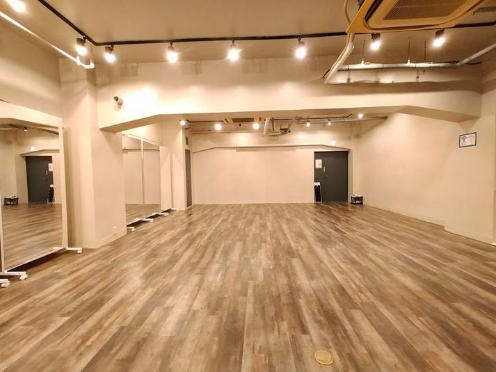 多目的スペース - まるちか人形町