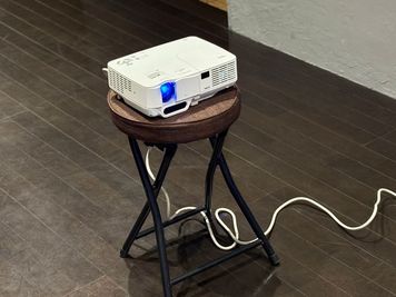 プロジェクター - DANCE SPACE 365 八王子店 🎉✨2周年記念✨DANCE SPACE 365【八王子】の設備の写真