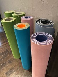 ヨガマット9本 - DANCE SPACE 365 八王子店 🎉✨2周年記念✨DANCE SPACE 365【八王子】の設備の写真