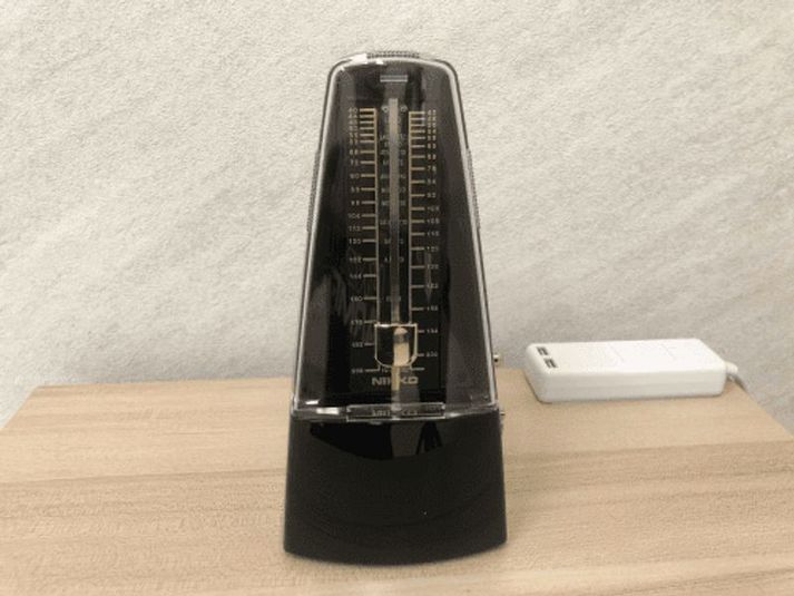 【Bスタジオ】楽器演奏・声楽・発声スタジオ - レンタルスタジオRooms