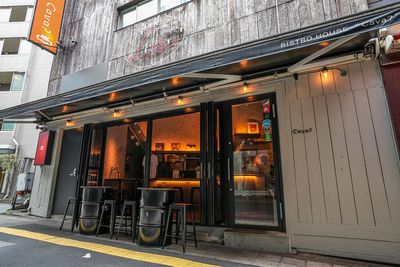 ご利用いただけるスペースは店舗の2階部分となります。外から見えない完全プライベート空間です。 - Cava？ 「Cava?」大人数もOK！カラオケ・パーティースペース✨の外観の写真