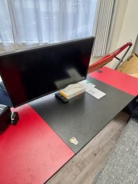 デスク2 - 柳レンタルオフィス事務所 オフィススペースの設備の写真