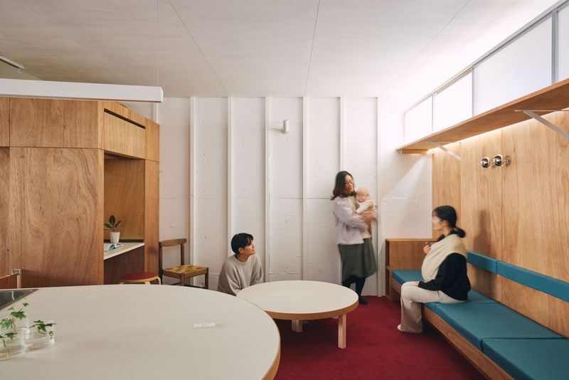 千葉市のレンタルキッチン【飲食及び菓子製造の営業許可取得済み！】 - 団地テーブル