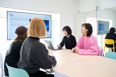 会議、セミナーにもお使い頂けます！ - レンタルスペース「M's」市川2 市川駅前のレンタルスペース「M's」です。の室内の写真