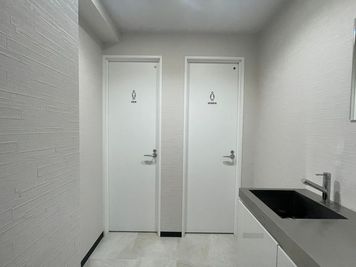 いいオフィス二子玉川 8名会議室（Room A）の設備の写真