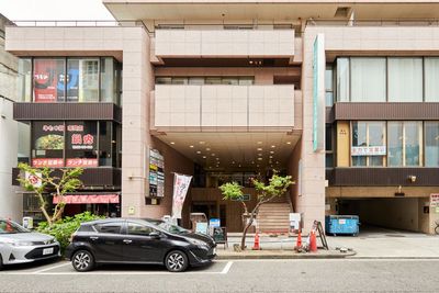 ビルの外観です - SunnyBox名古屋ダイアパレス店 名古屋伏見パーティールームの外観の写真