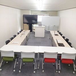 会議セミナーモード
最大16名迄着席してご利用頂けます。 - 【小金井スペース】New東小金井駅🚃50㎡/Wi-Fi📶 レンタルスタジオ　小金井スペースの室内の写真