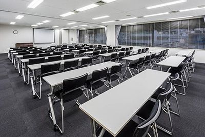 【特別パッケージ🌟】プロジェクター、スクリーン、マイク3本付き🎤 (AP西新宿L+M) - AP西新宿