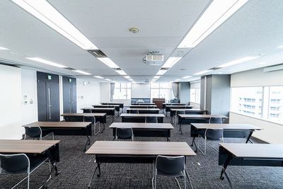 【特別パッケージ🌟】プロジェクター、スクリーン、マイク3本付き🎤 (AP渋谷道玄坂C+D) - AP渋谷道玄坂