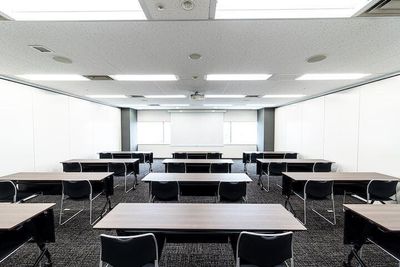 【特別パッケージ🌟】プロジェクター、スクリーン、マイク3本付き🎤 (AP渋谷道玄坂I) - AP渋谷道玄坂