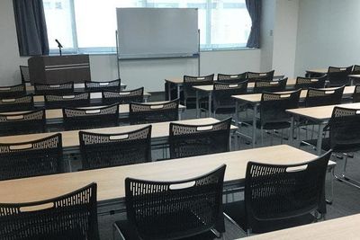 【特別パッケージ🌟】プロジェクター、スクリーン、マイク2本付き🎤 (AP名古屋D) - AP名古屋