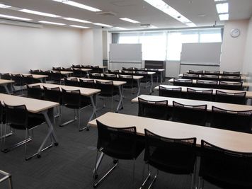 【特別パッケージ🌟】プロジェクター、スクリーン、マイク2本付き🎤 (AP名古屋Q) - AP名古屋