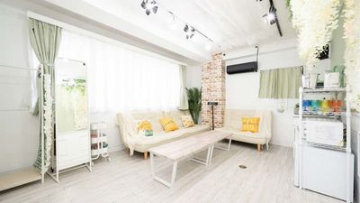 広々した空間で友達やカップルと遊ぶ場所にぜひ!
 - 【THEATER渋谷】 渋谷アクセス楽々｜撮影・おしゃべり・鑑賞会・デート [69]の室内の写真