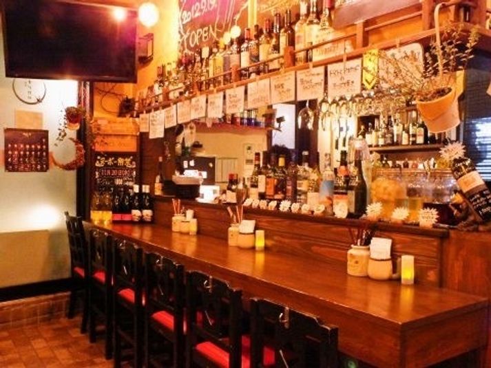 パーティスペース - ワイン酒場 ツキアカリ