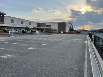 北九州イノベーションセンター 大型駐車場スペース【北九州イノベーションセンター】の室内の写真