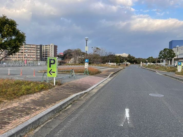 大型駐車場スペース【北九州イノベーションセンター】 - 北九州イノベーションセンター