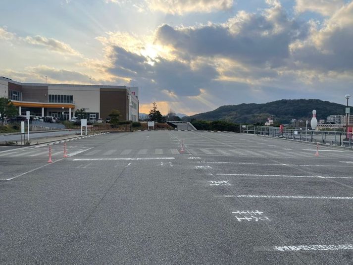 大型駐車場スペース【北九州イノベーションセンター】 - 北九州イノベーションセンター