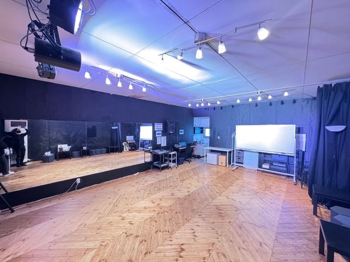 天神駅4分多目的スタジオ - ラビートスタジオ