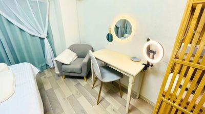 施術エリア - レンタルサロン AndSTAR -Jupiter- 博多店の室内の写真