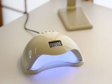 ネイルライト - レンタルサロン　otorina　高崎 安くて綺麗で駅から近いレンタルスペース！様々な用途で利用可能！の室内の写真