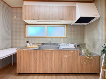 キッチン - レンタルサロン　otorina　高崎 安くて綺麗で駅から近いレンタルスペース！様々な用途で利用可能！の室内の写真