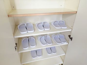 スリッパ8足 - レンタルサロン　otorina　高崎 安くて綺麗で駅から近いレンタルスペース！様々な用途で利用可能！の設備の写真