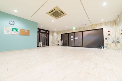 【New‼︎】大型ミラー・BOSEスピーカー・ヨガマット・三脚あり | 当日予約OK | 清瀬駅徒歩3分 - 清瀬レンタルスタジオRabbit