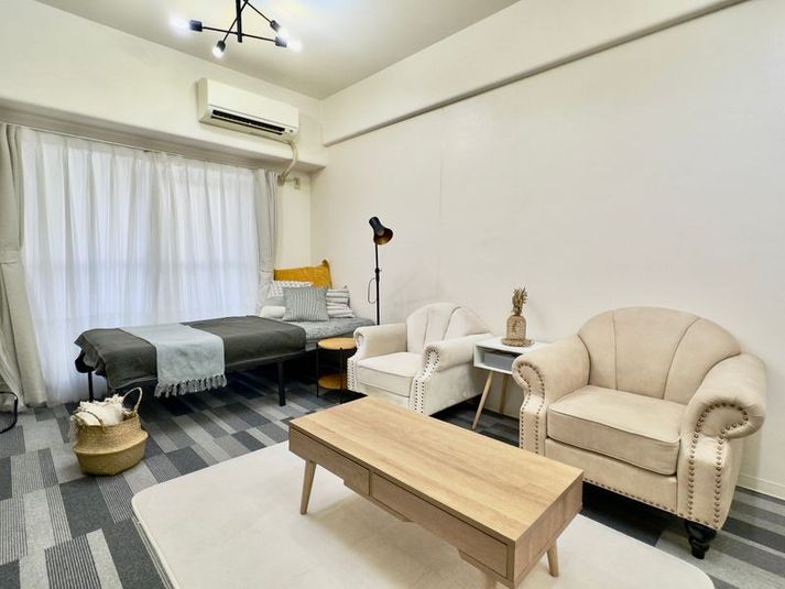 【1〜4名】フィルスペ《新大阪ラウンジ》落ち着きインテリア個室 - フィルスペ 《新大阪ワークラウンジ》