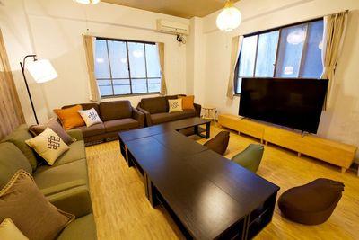 広々20名までOK！お集まりに便利な梅田駅エリア★ 【lala梅田】梅田駅レンタルスペース🌿の室内の写真