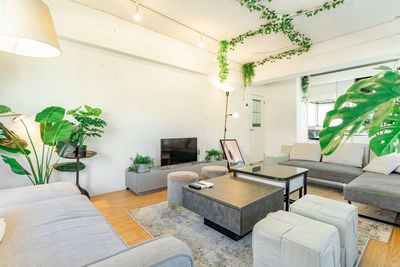 池袋にあるお洒落なスペースです✨
撮影利用も可能です📸 - Relax one 池袋西口 Relax one 池袋西口｜女子会・歓送迎会✨撮影利用📸の室内の写真