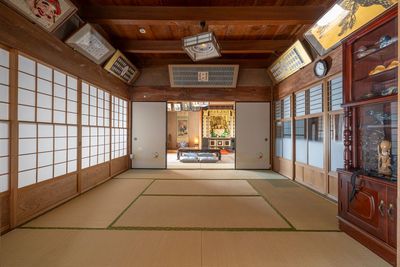 8畳の和室 - 古民家COCONEの室内の写真