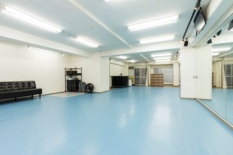 【上新庄】全面鏡Pリューム83㎡レンタルダンススタジオ上新庄 - 【上新庄駅徒歩5分】SKYレンタルダンススタジオ上新庄店