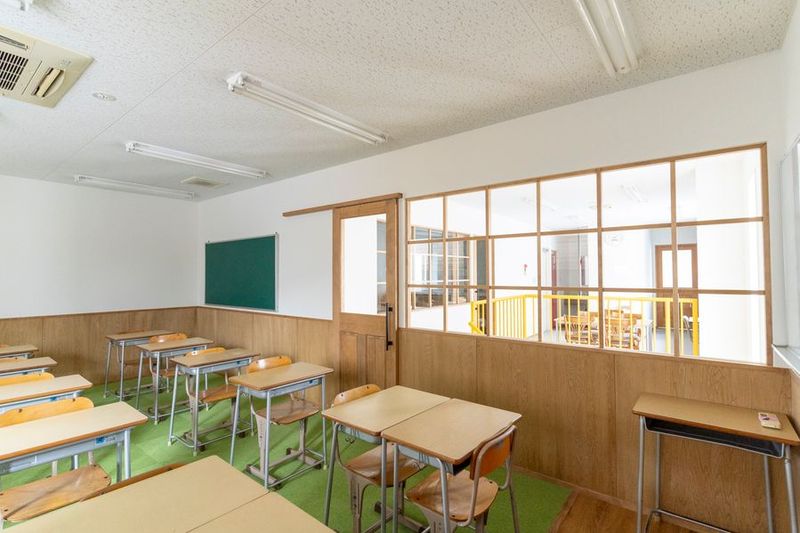 	舟入レンタルルーム アルタイル教室 - ROOM68