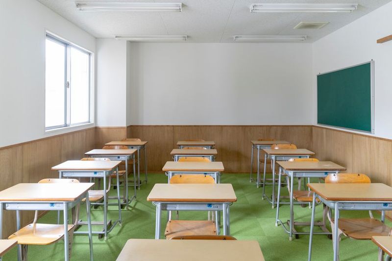 	舟入レンタルルーム アルタイル教室 - ROOM68