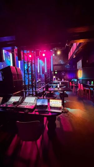 ステージ付きバー、ライブハウス - ライブハウス姫