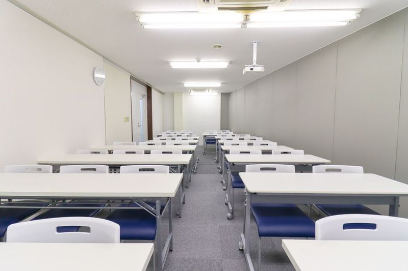 ふれあい貸し会議室 名古屋No135 - ふれあいスペース 名古屋さかえ