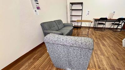 ソファー - ハッピースクールビル HSビル・ワーキングスペースの設備の写真