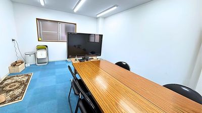 ハッピースクールビル HSビル・ワーキングスペース会議室の室内の写真