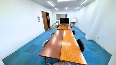 ハッピースクールビル HSビル・ワーキングスペース会議室の室内の写真