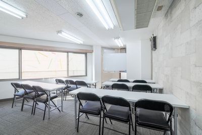 ✨NEW ✨オープン価格✨神田駅南口徒歩１分｜完全個室｜土足可｜飲食可　◎会議｜セミナー｜打合せ｜商談 - 【東京神田】 駅近貸会議室　