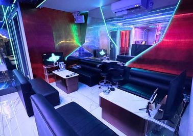 Shisha Bar Apollo 飲み放題990円/カラオケ Shisha Bar Apollo 飲み放題990円 カラオケの室内の写真