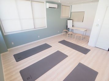 【元町店】元町中華街駅３分【ジャンプ・楽器OKダンススタジオ】 横浜ダンススタジオMOSH PIT元町店の室内の写真