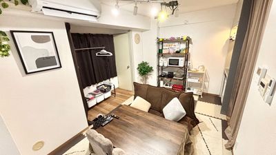 スクリーン側から見たお部屋 - グッドワン十三　スマイルーム グッドワン十三スマイルーム　未成年🆗防犯カメラ🈚️映画鑑賞◎の室内の写真