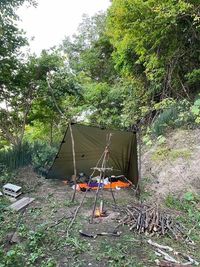 ブッシュクラフト気分 - ガレージ工房　野島技研 森の多目的倉庫、野外、キャンピングカー、Wifi、ワーケーションの室内の写真