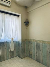 オモロバ癒しのサロン 少人数、マンツーマンなどに ご利用いただけますの室内の写真