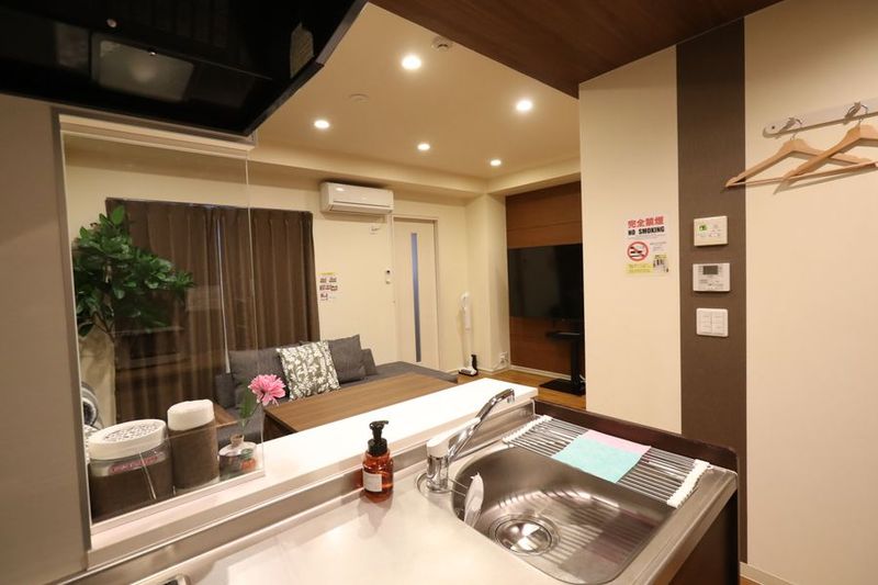 武蔵ヶ辻徒歩3分★大画面テレビ&キッチンつきシアタールーム！ - ゲストルーム心音-金澤表参道-