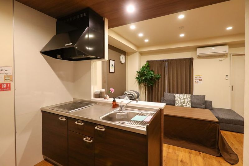 武蔵ヶ辻徒歩3分★大画面テレビ&キッチンつきシアタールーム！ - ゲストルーム心音-金澤表参道-