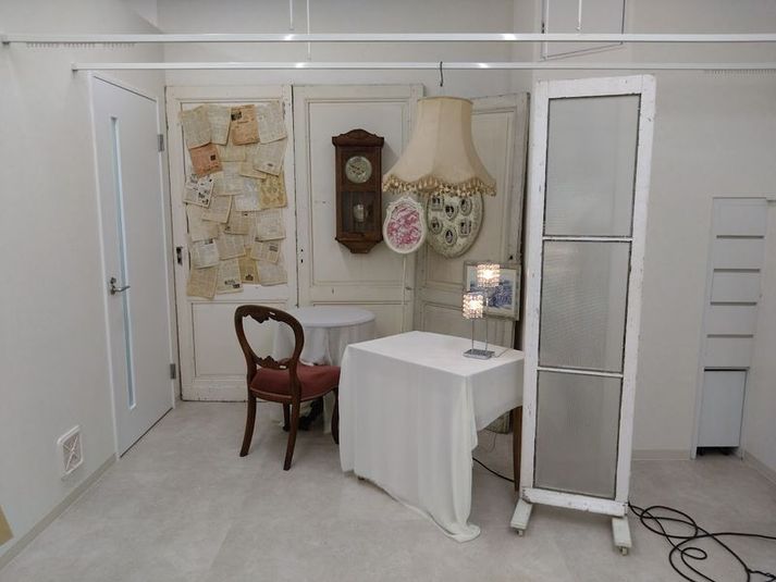 せんびる8号館地下1階B127号室：アンティークスタジオ - スタジオベース　せんびるスタジオ