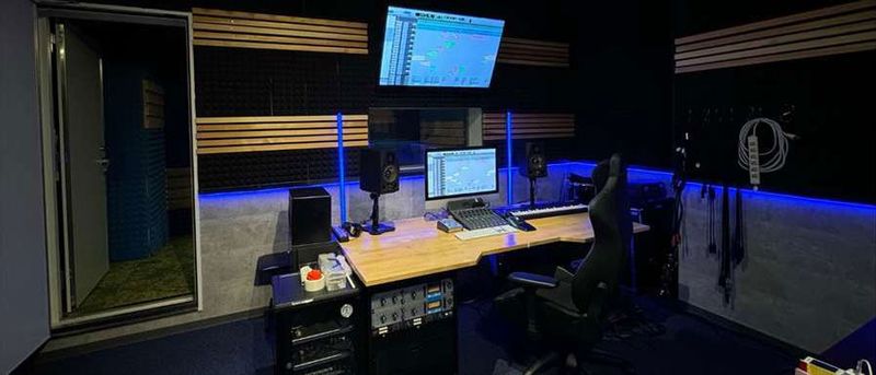 BUZZ RECORDING STUDIO - BUZZ RECORDS STUDIO