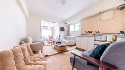 シュシュ天満パーティ🎂女子会💕ママ会✨デート❤️ STM💛女子会✨推し活✨誕生日会✨ママ会【8~15名専用】の室内の写真